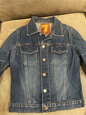 Denim Jacket in Faded Blue